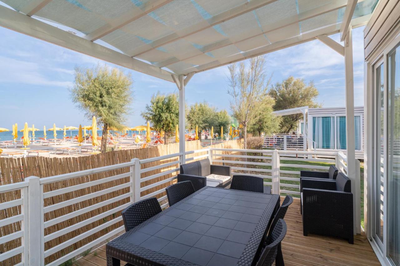 Отель Club Del Sole La Risacca Family Collection Порто-Сант'Эльпидио Экстерьер фото